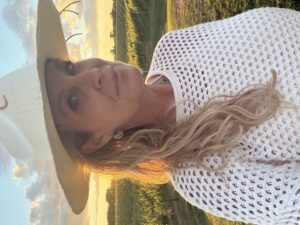 Profile photo of Mandi Fiddle