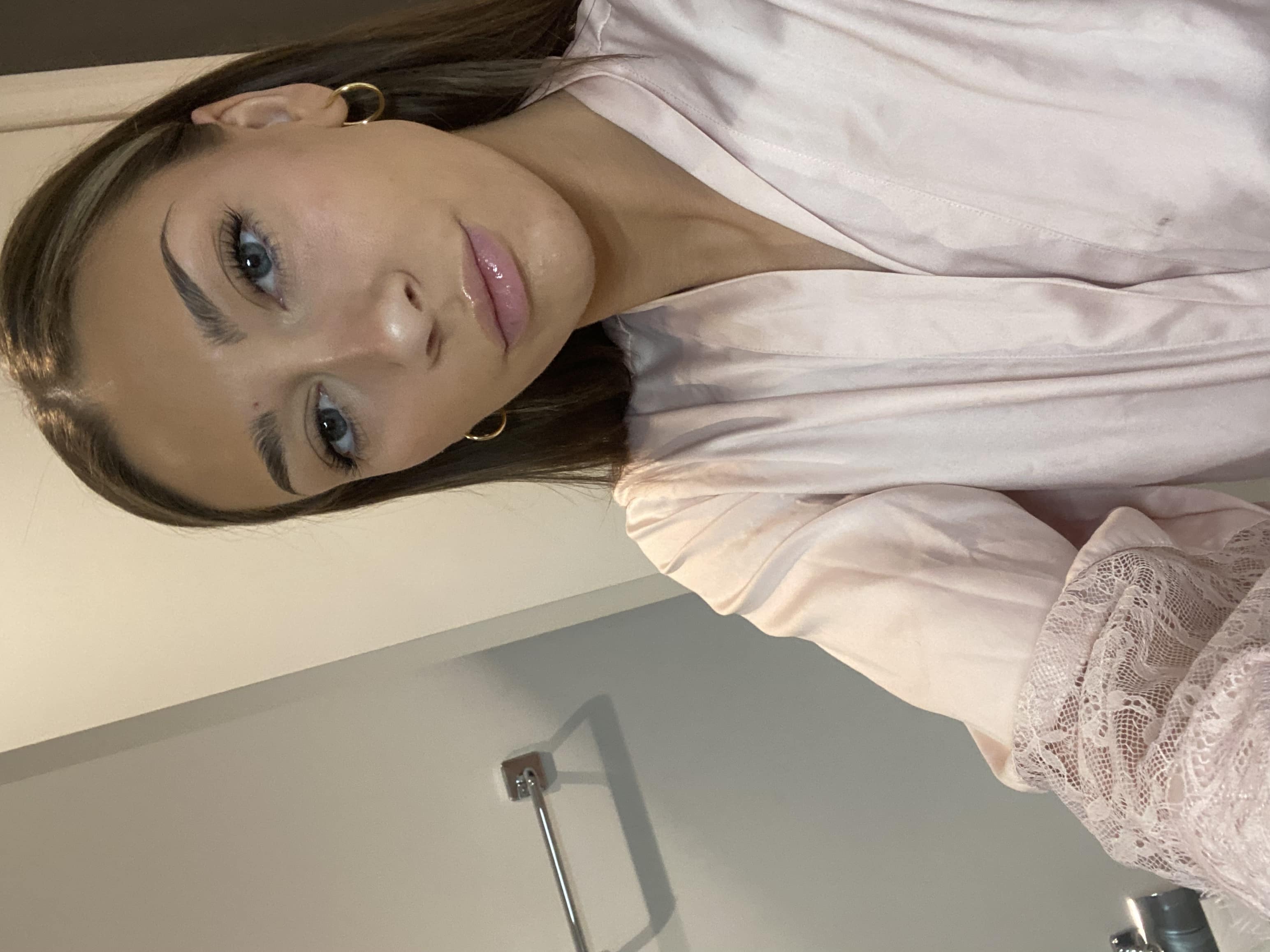 Profile photo of Laura