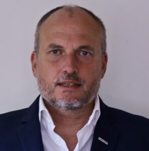 Profile photo of Simon